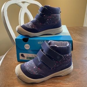 Stride Rite Juniper Boots Toddler Girl Size 10M in Navy Multi Color Stars